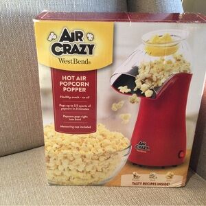 West Bend Air 3.5 Quart Popcorn Machine
